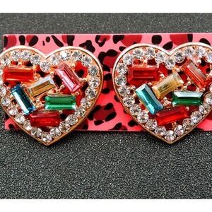 ♥️ Betsey Johnson stunning stained glass crystal studs ♥️